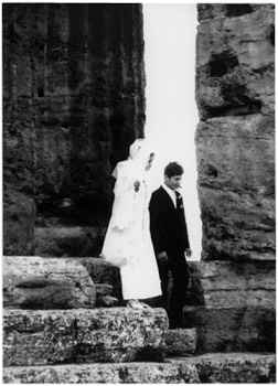  Hochzeitspaar in Paestum, 1971 